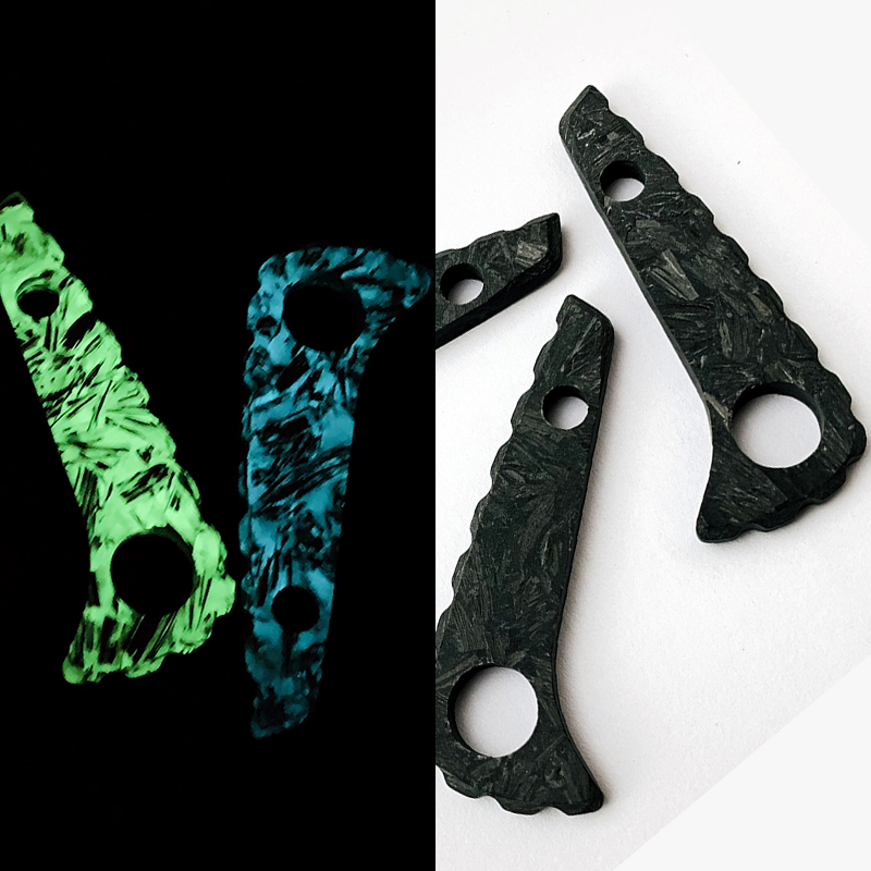 Spyderco C81 Carbon Fiber Backspacer Spine Luminous Glow at Night Para Military 2 PM2