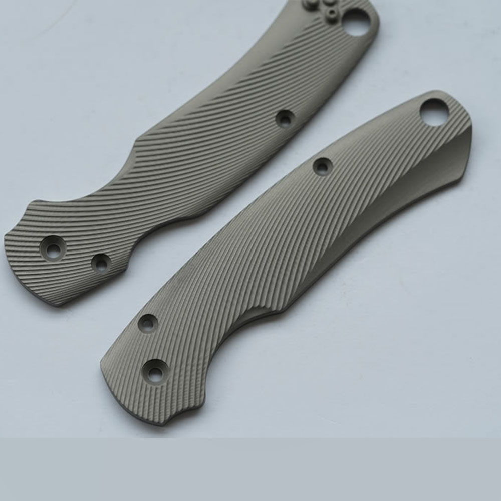 Spyderco C81 Titanium Texture Handle Scale Para Military 2 PM2 Aftermarket Part - Image 3