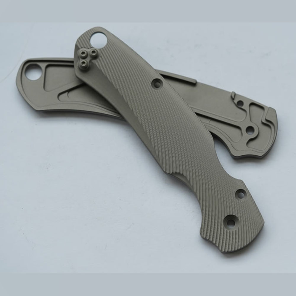 Spyderco C81 Titanium Texture Handle Scale Para Military 2 PM2 Aftermarket Part - Image 4